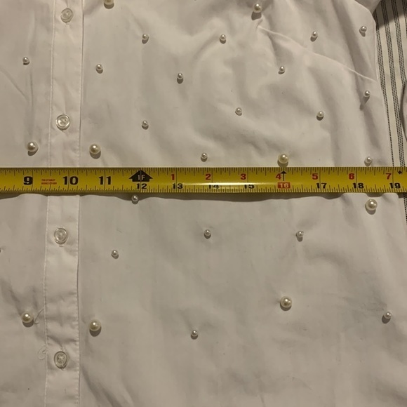 CHARTER Club size M, white button down shirt, cotton and polyester mix. - Picture 14 of 17